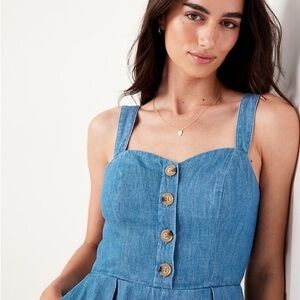 Old Navy Women’s Blue Denim Button-Front Jumper NWT  size M